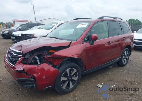 2017 Subaru Forester 2.5I Premium из США, поврежденный, VIN JF2SJAEC0HH552515